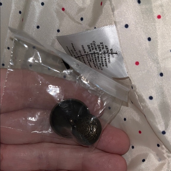 NWT Talbots Women's Ivory Blazer with Faux Fur Collar - Picture 13 of 13